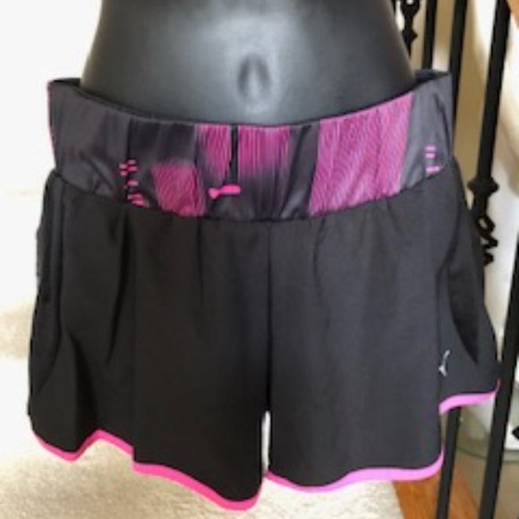 Puma Athletic Shorts size S - GUC